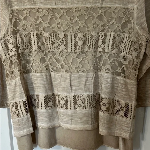Chico's Beige Lace Detail Women's Top - Picture 9 of 10